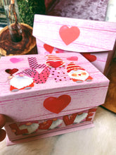 Load image into Gallery viewer, Valentines Boo Boxes